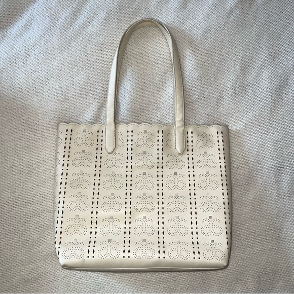 Arbonne Handbags - Arbonne off white faux leather tote